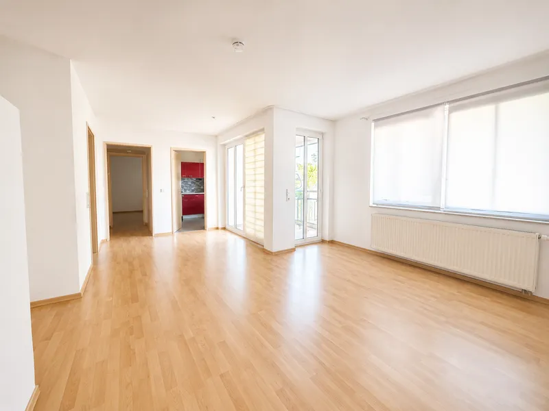 Helle Wohnung mit Balkon und Einbauküche nahe S-Bahnhof Mahlsdorf — photo 1